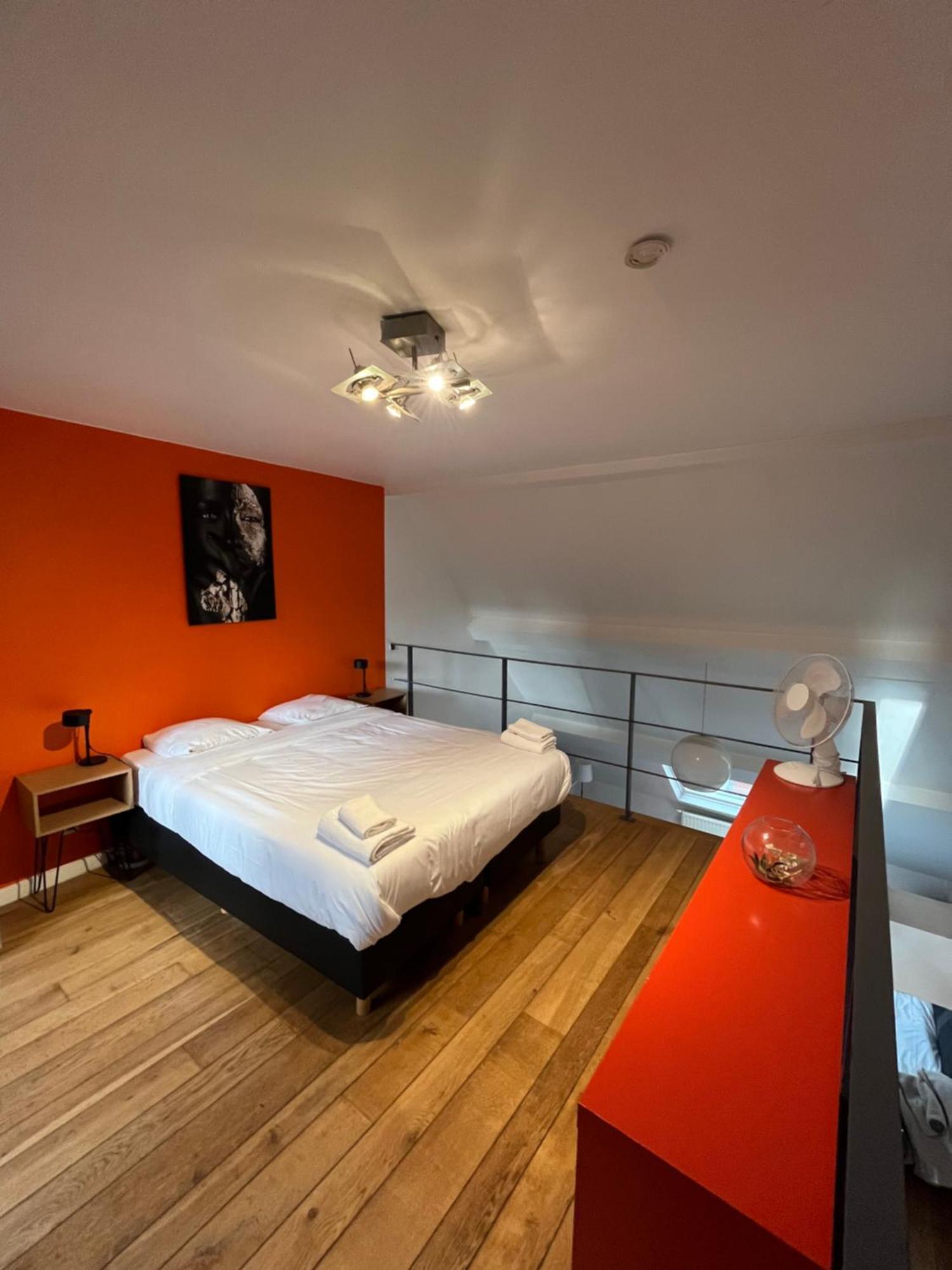Penthouse Duplex Cosy 2 Chambres Au Coeur De Bruxelles Luaran gambar