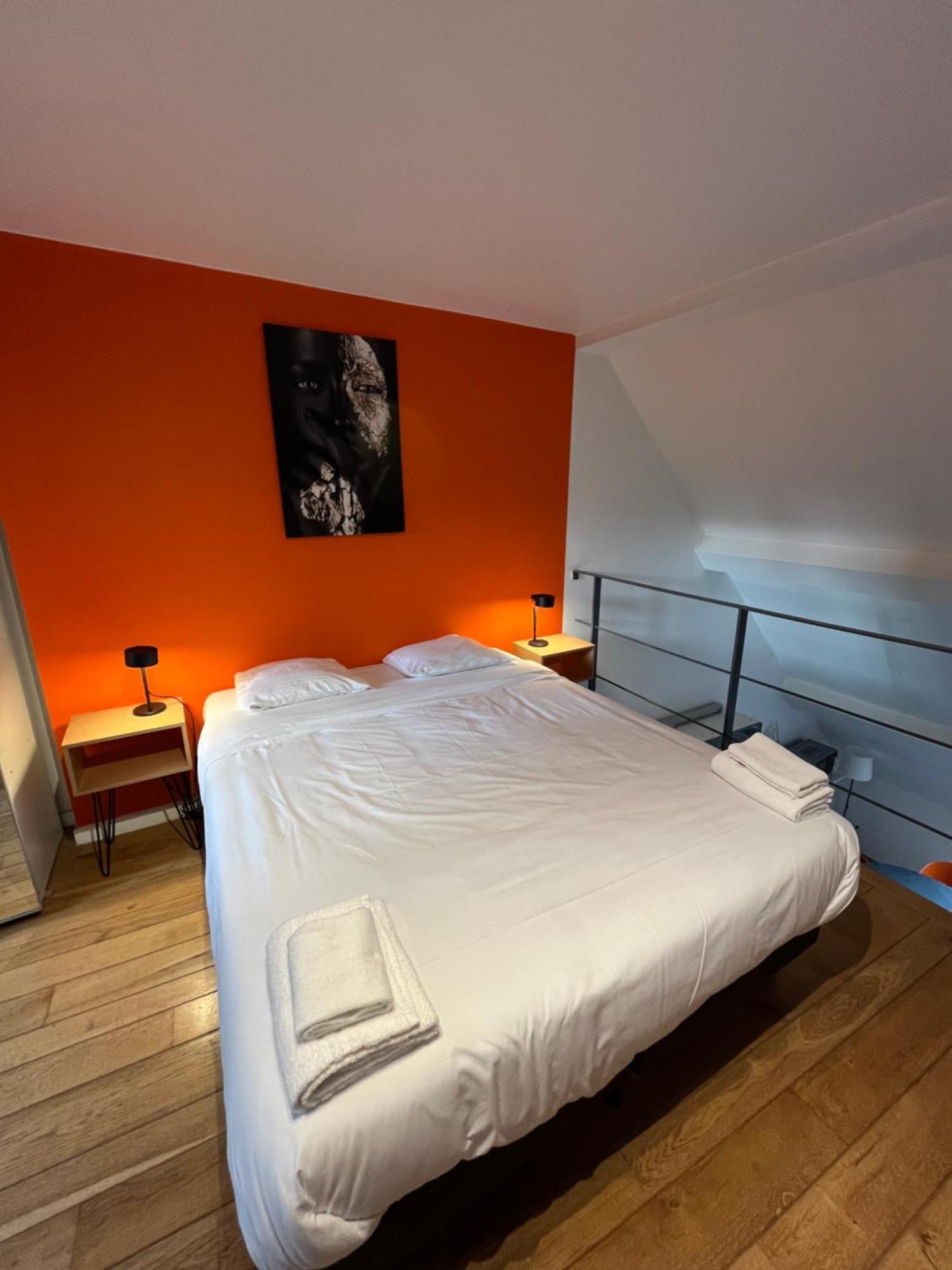 Penthouse Duplex Cosy 2 Chambres Au Coeur De Bruxelles Luaran gambar